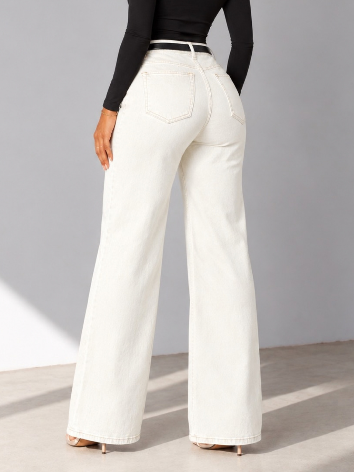SIACHA Sculpt Fitted Flare Jeans