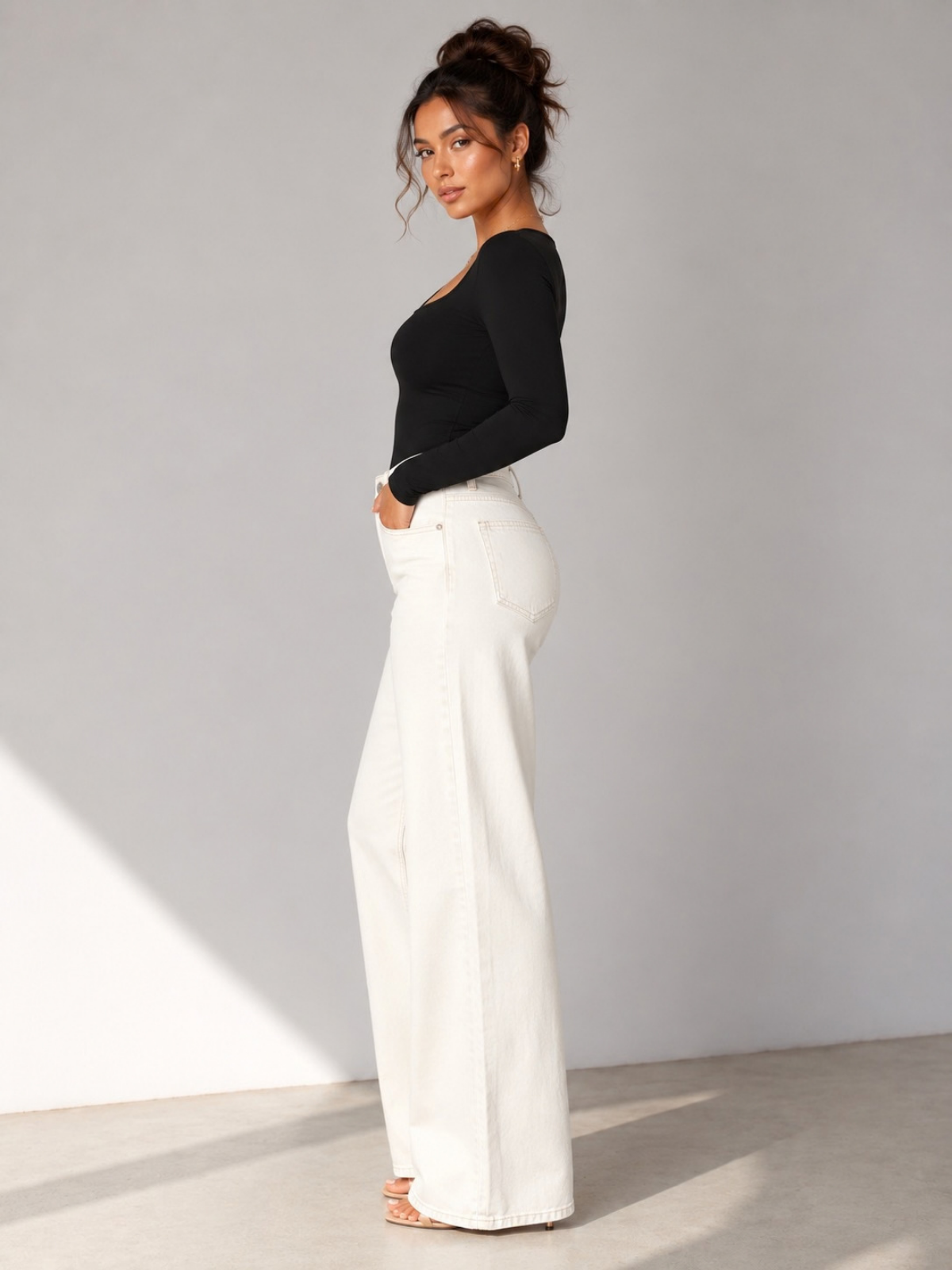 SIACHA Sculpt Fitted Flare Jeans