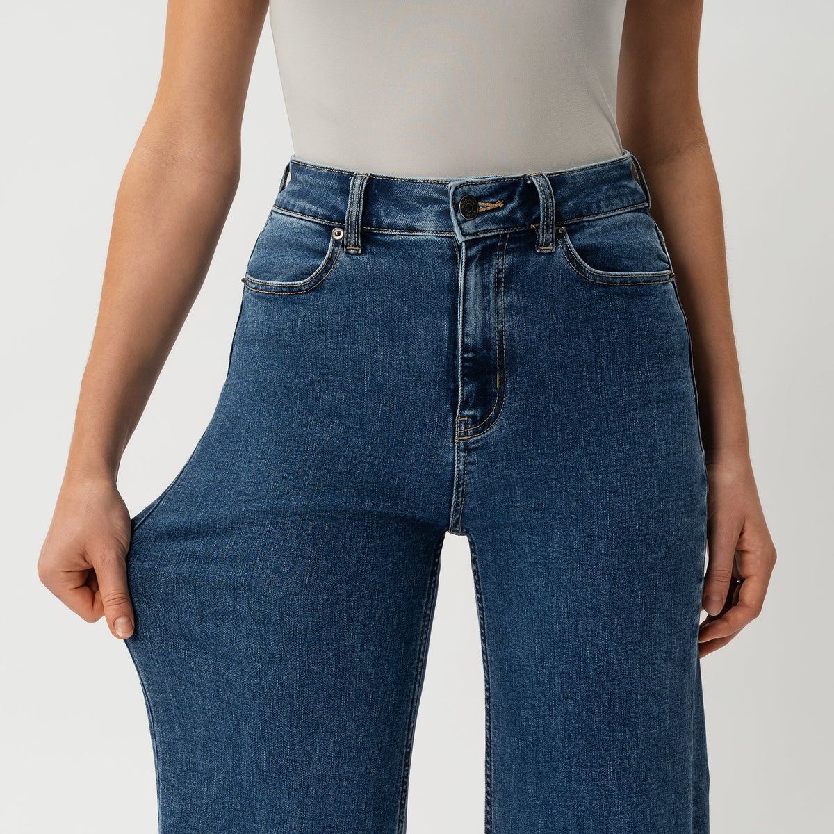 Relaxed ComfortDenim™ Jeans