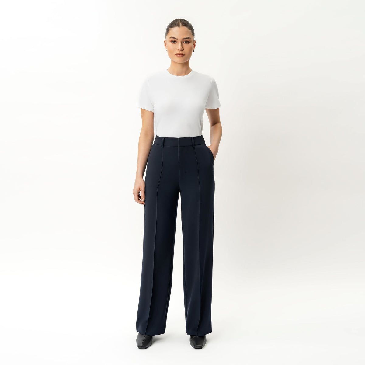 Crepe Relaxed Trouser