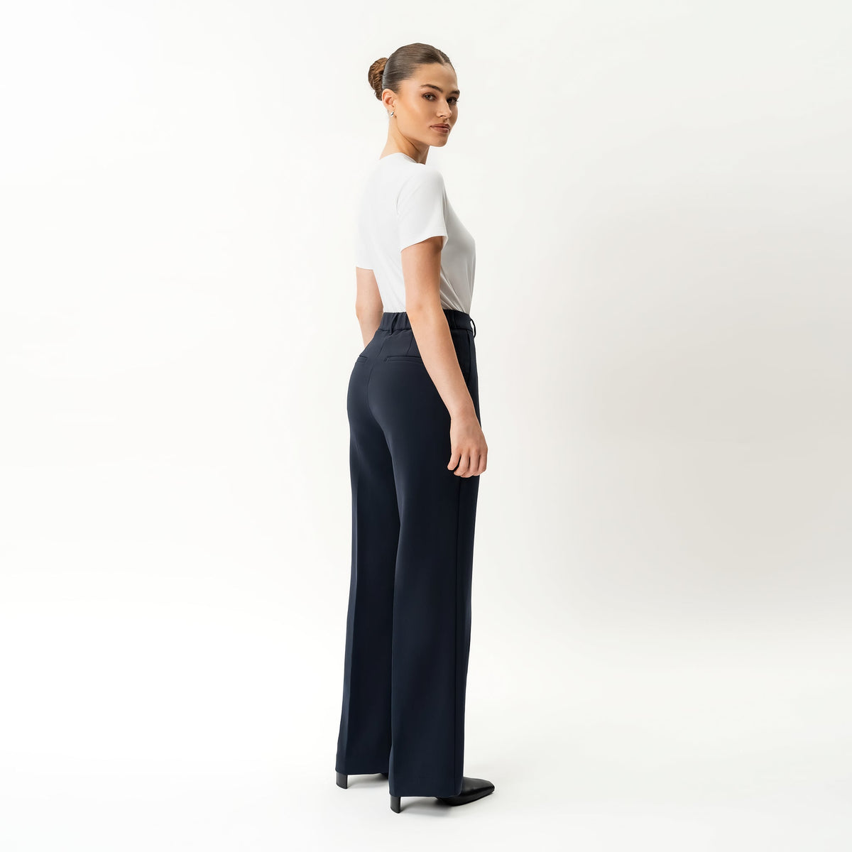 Crepe Relaxed Trouser