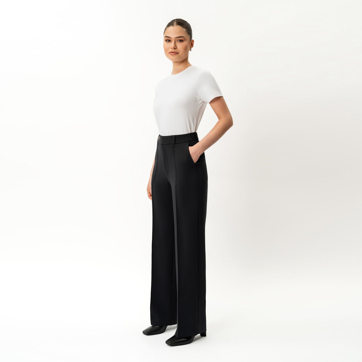 Crepe Relaxed Trouser