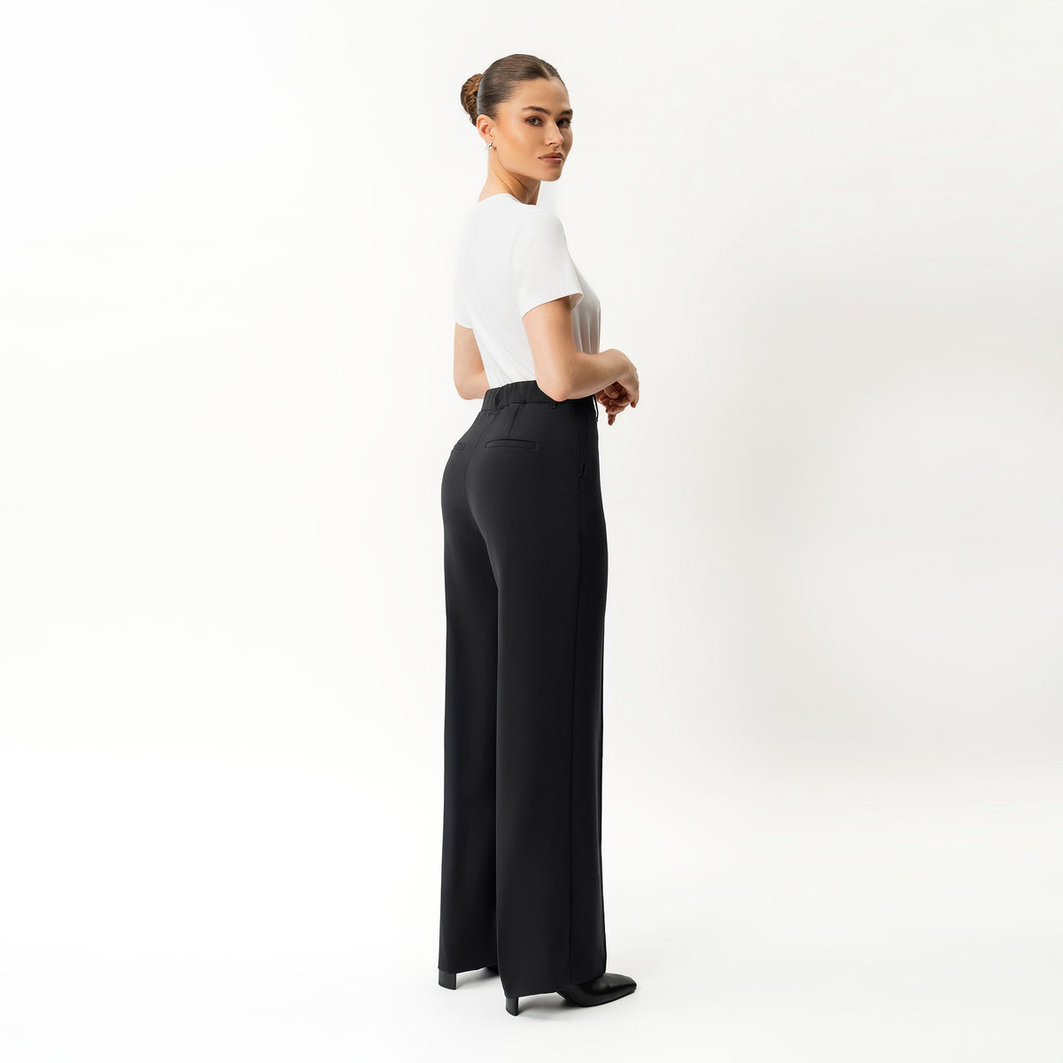 Crepe Relaxed Trouser