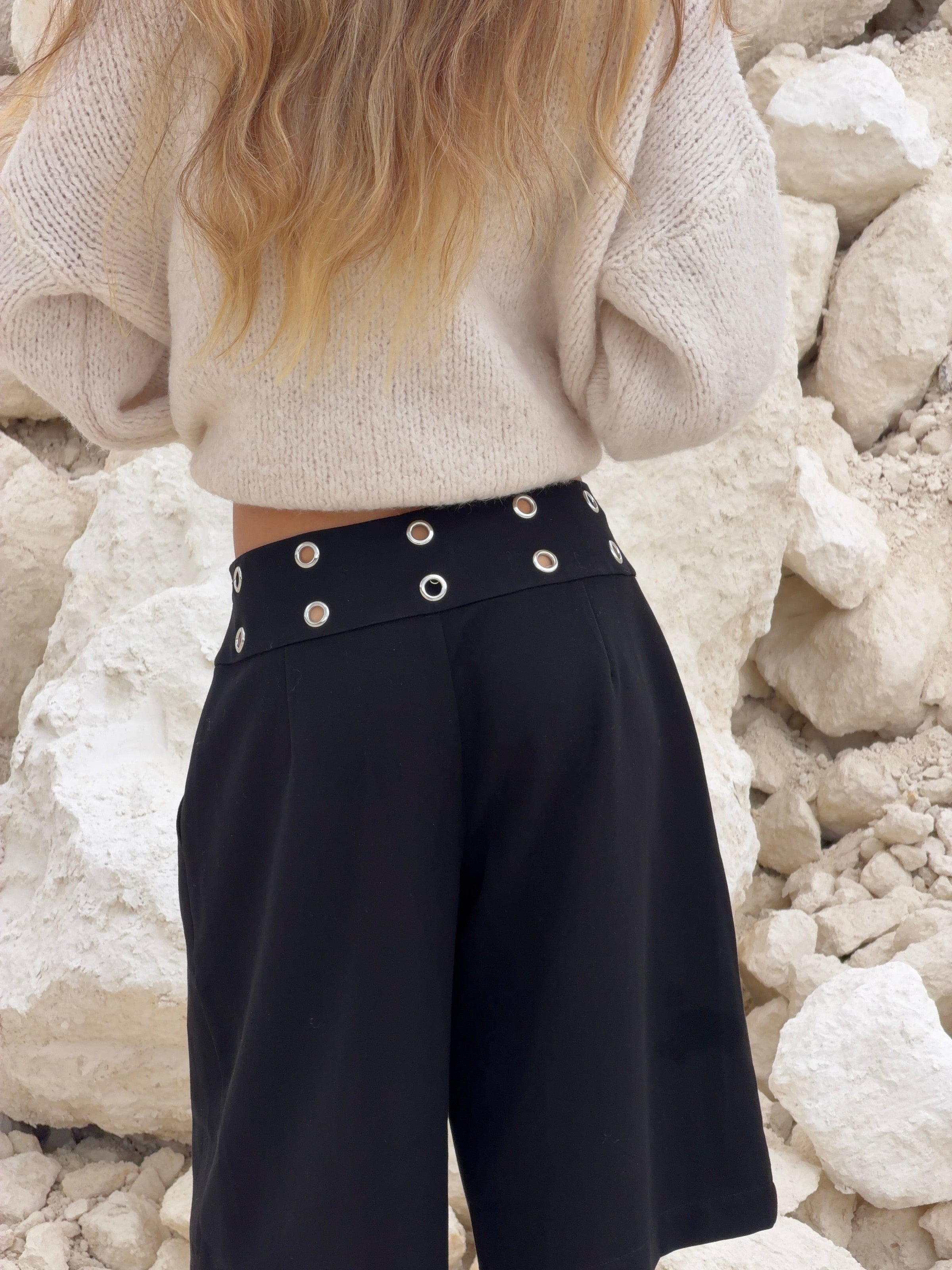 Lara eyelet bermuda shorts - Sort