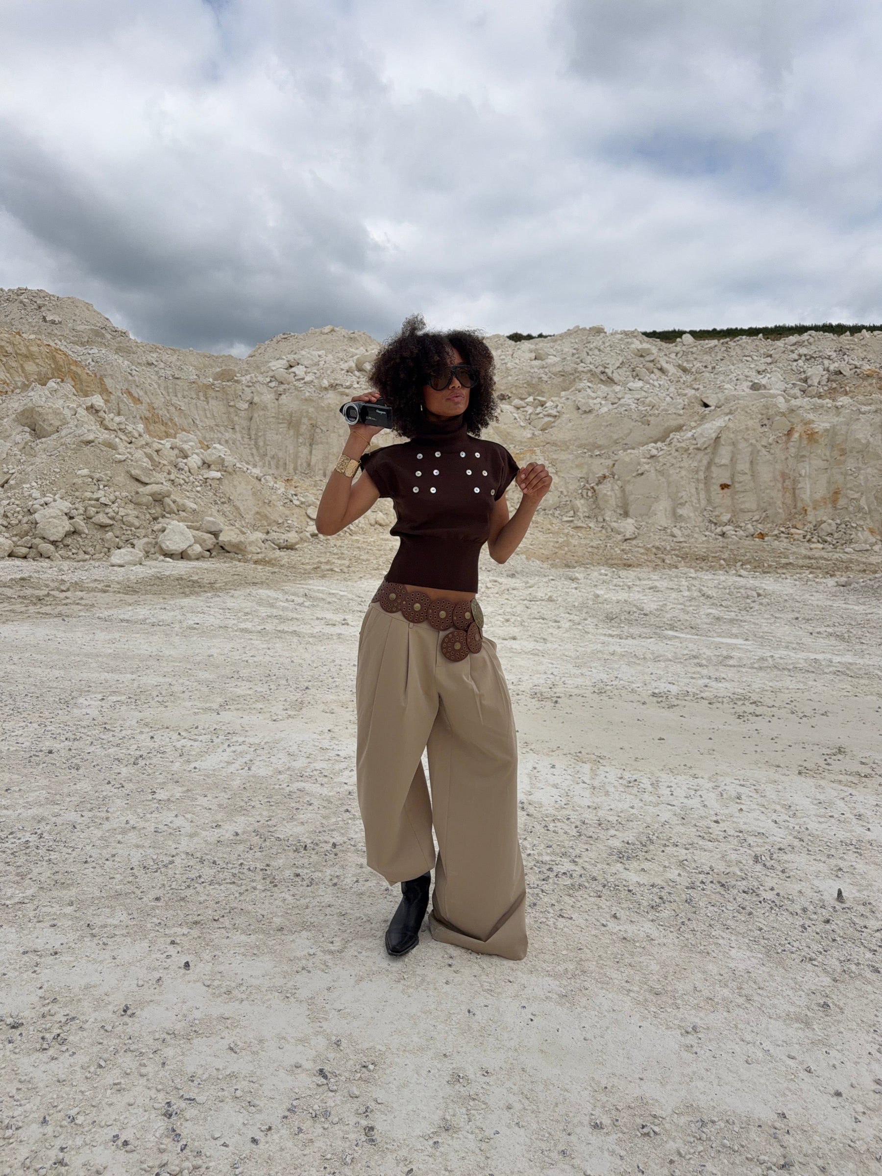 Bea high neck knitted top - Dark brown