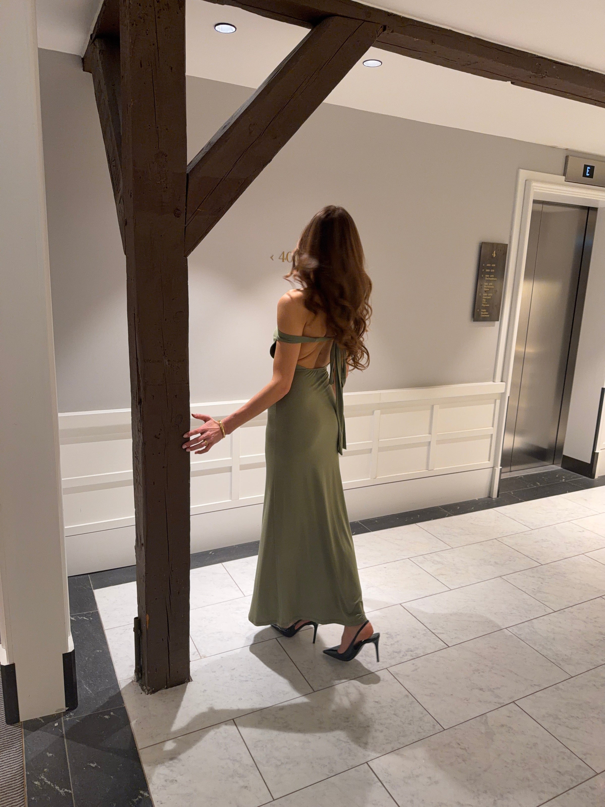Gela open-back maxi dress - Sage