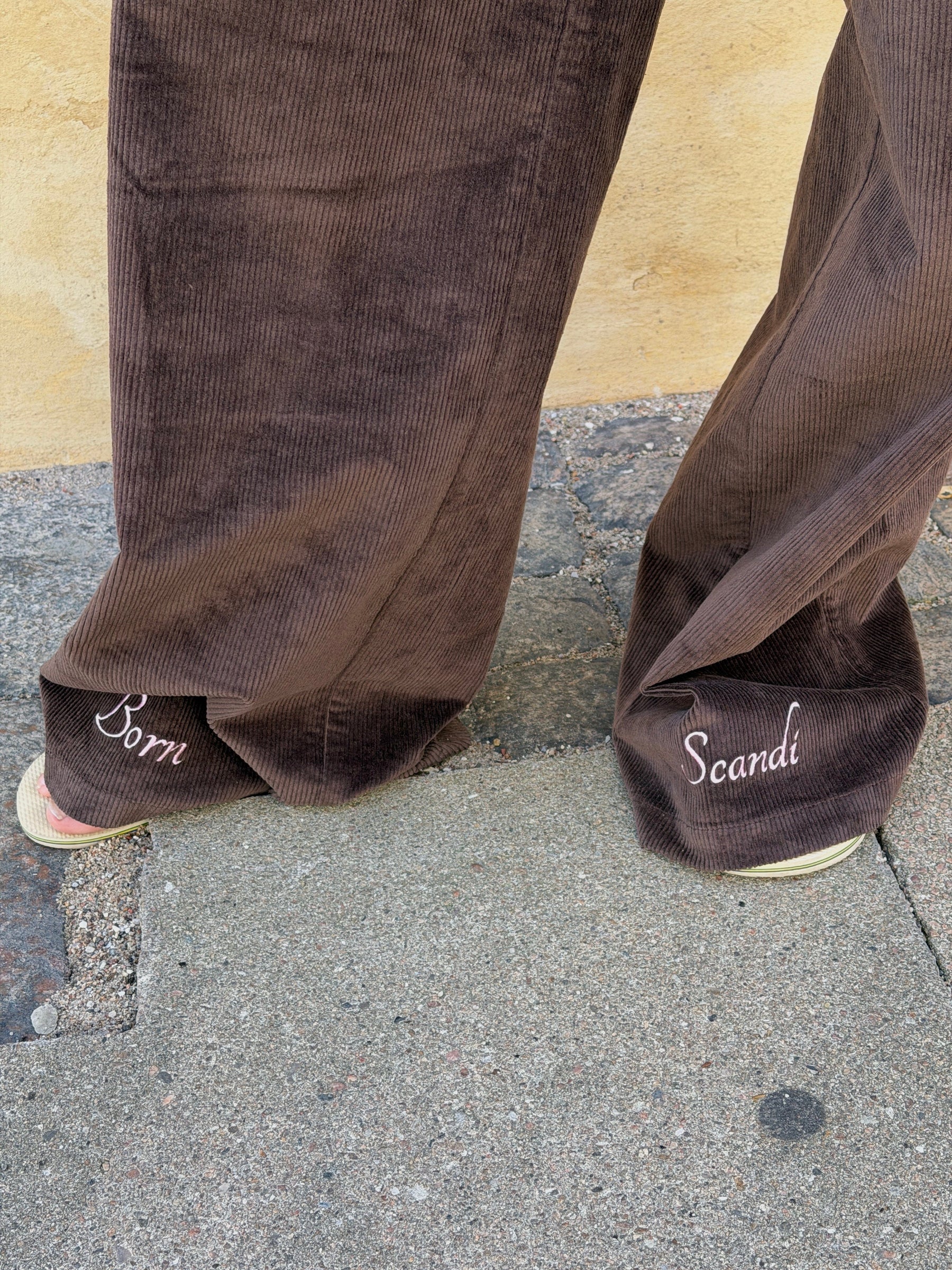 Celina baggy corduroy pants - Dark brown