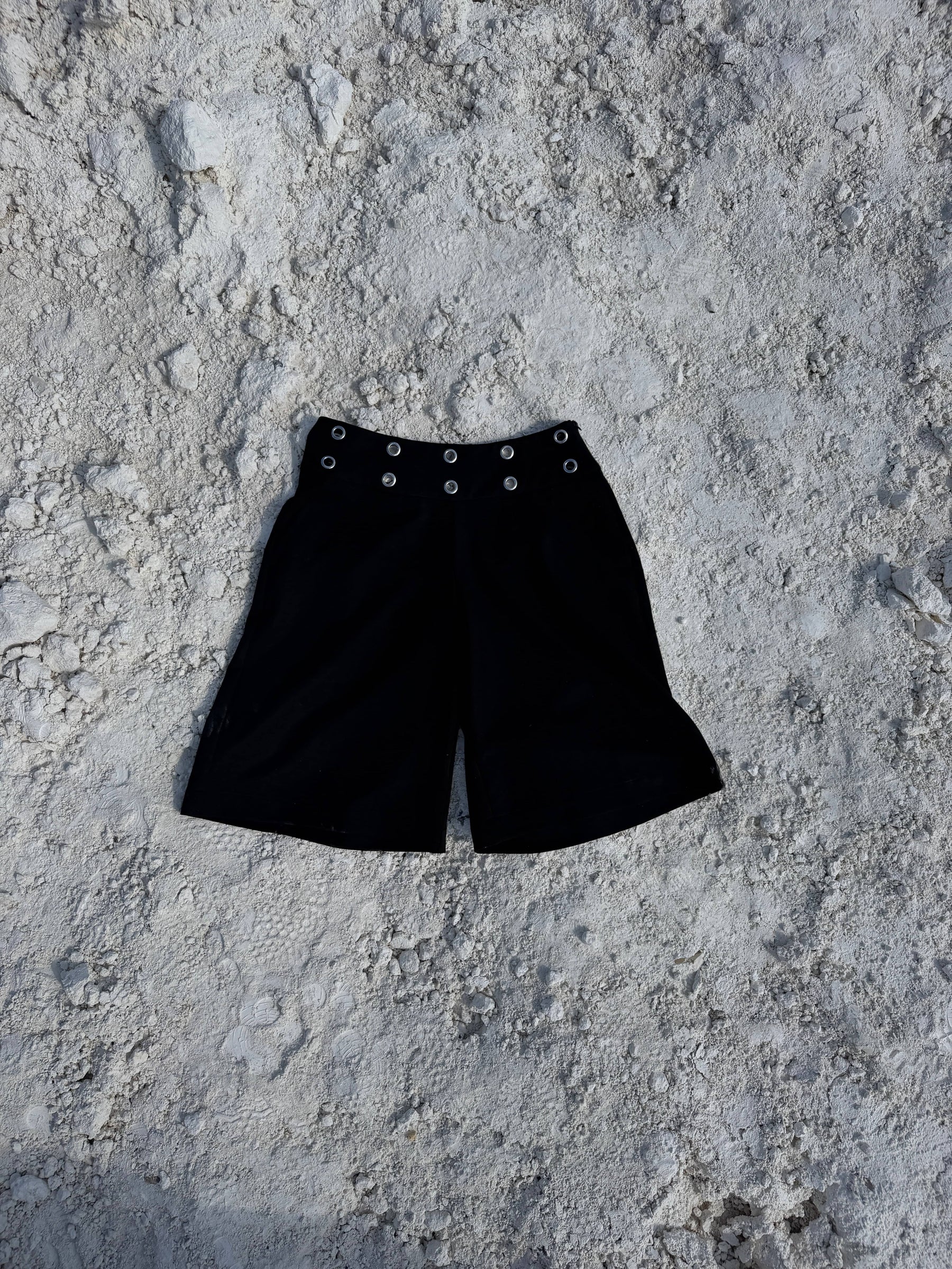 Lara eyelet bermuda shorts - Sort