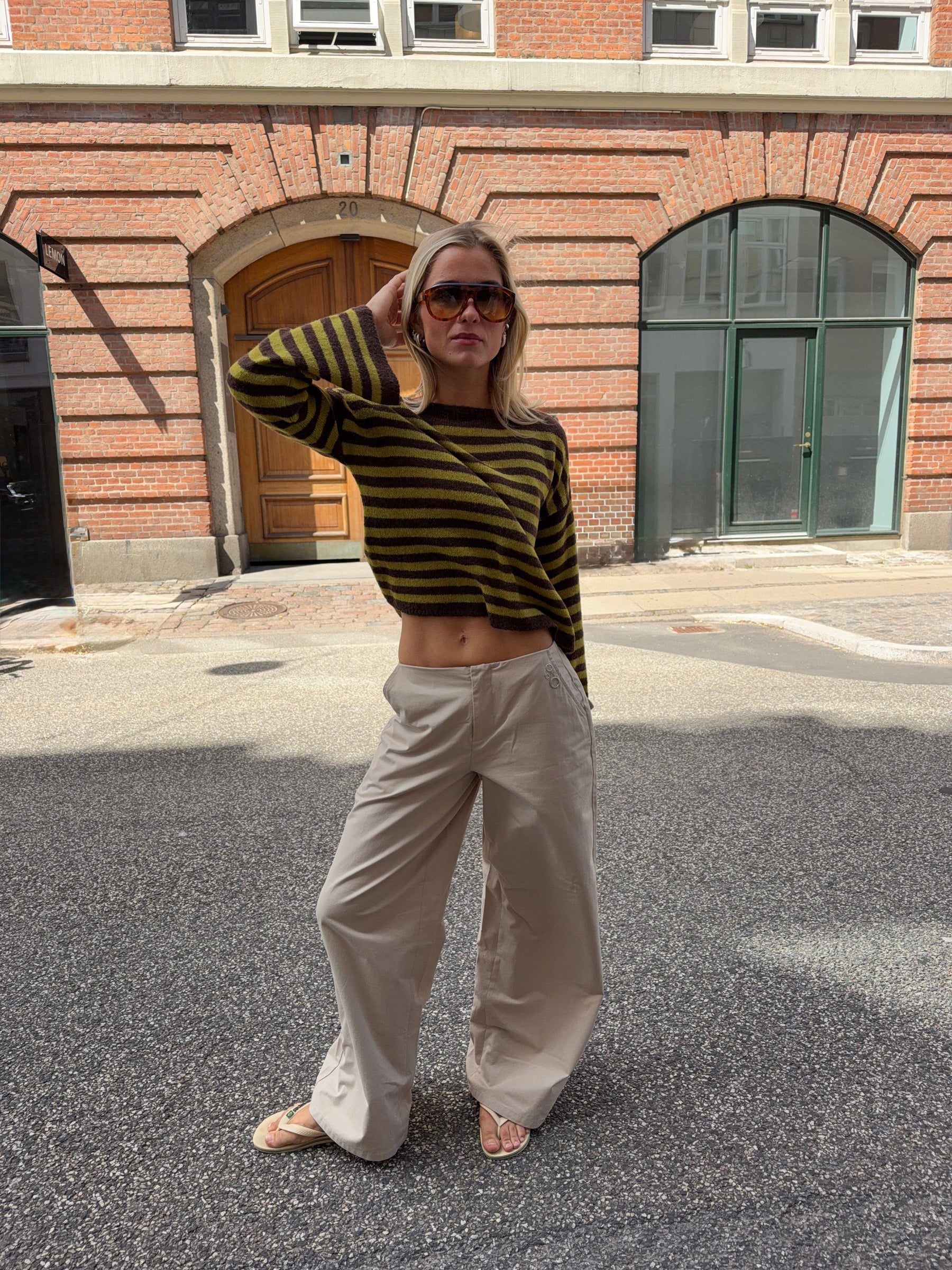 Tara eyelet baggy pants - Taupe