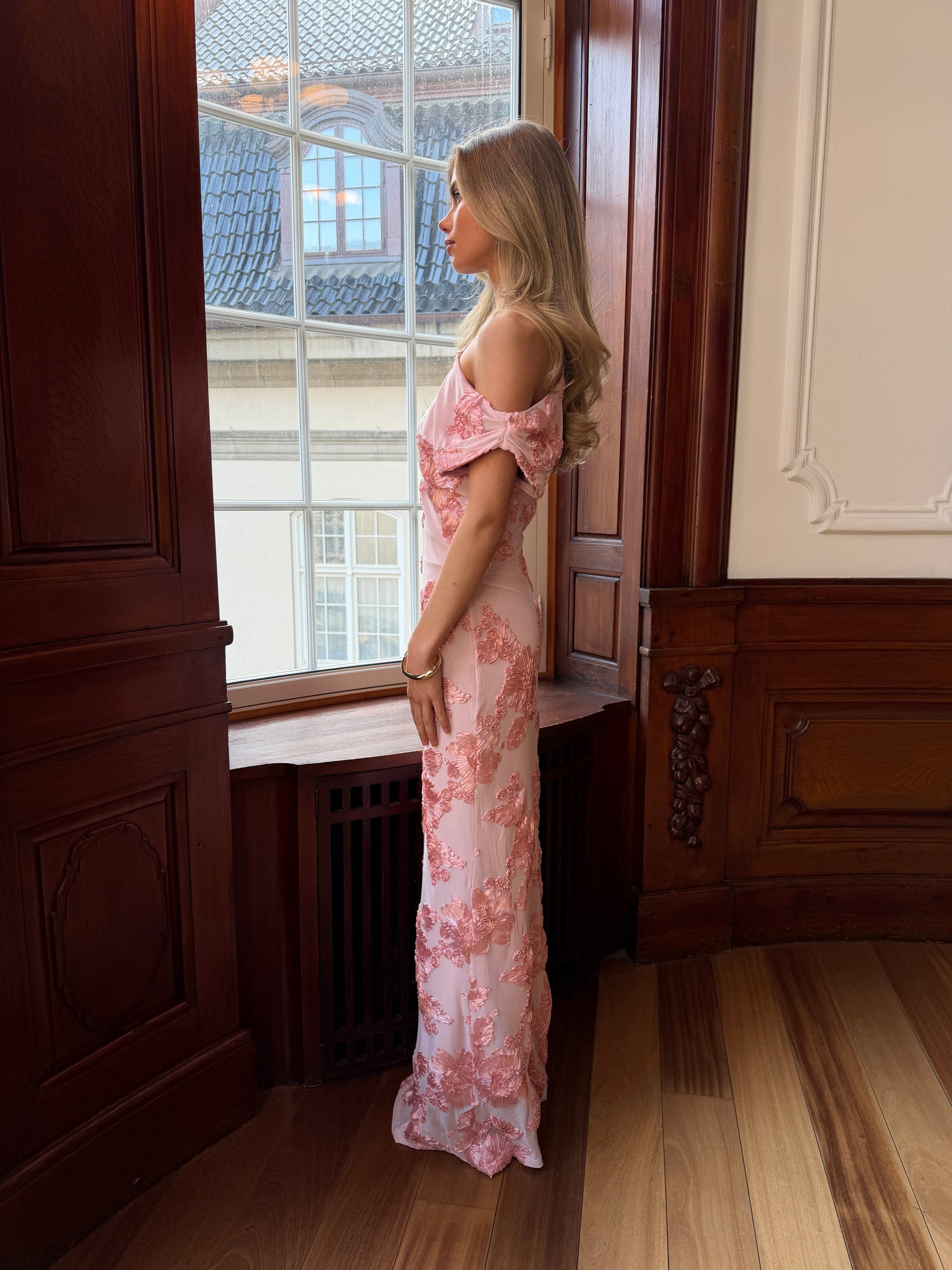 Kivo maxi mesh dress - Pink