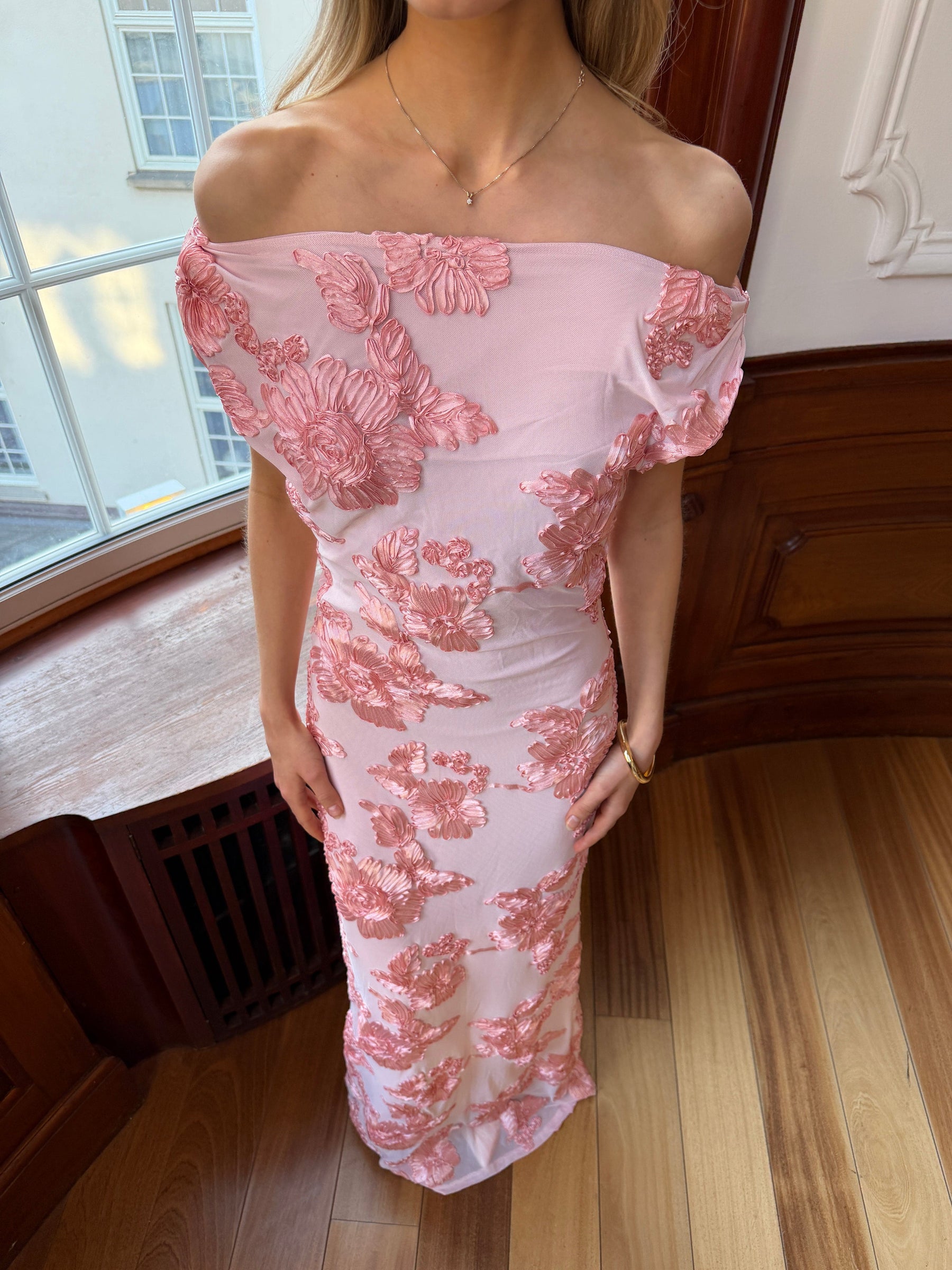 Kivo maxi mesh dress - Pink